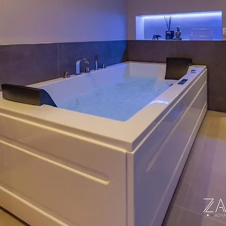 Zac 40 Apartman Bari